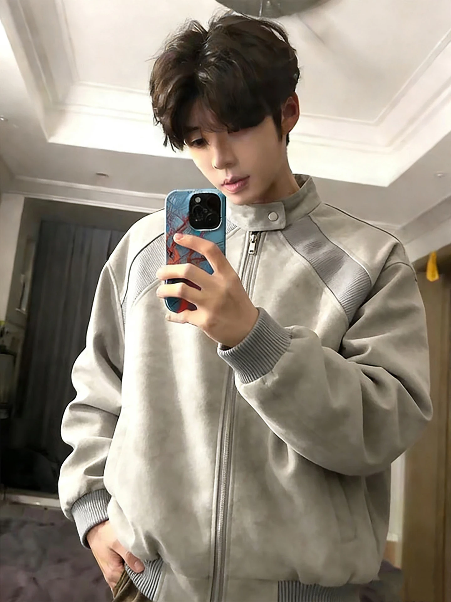 

Мужская демисезонная куртка-бомбер из искусственной кожи в стиле пэчворк с деконструированным дизайном, воротником-стойкой, в американском пилотском стиле