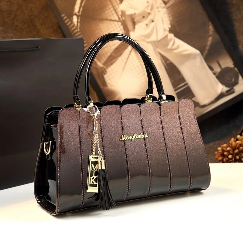 2026 New stylish and versatile patchwork handbag for women, mom bag, genuine leather crossbody bag