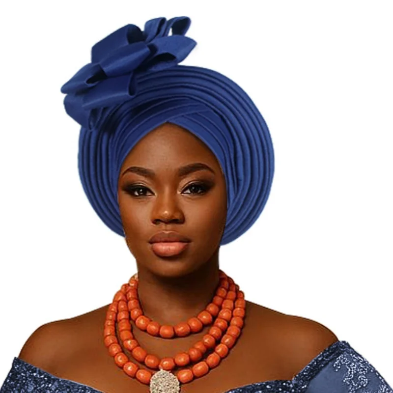 

Новая модель, однотонная, прочная, шапка-пуловер, шапка с многослойной аппликацией из плетеной ткани, женская шапка, доступны различные цвета.