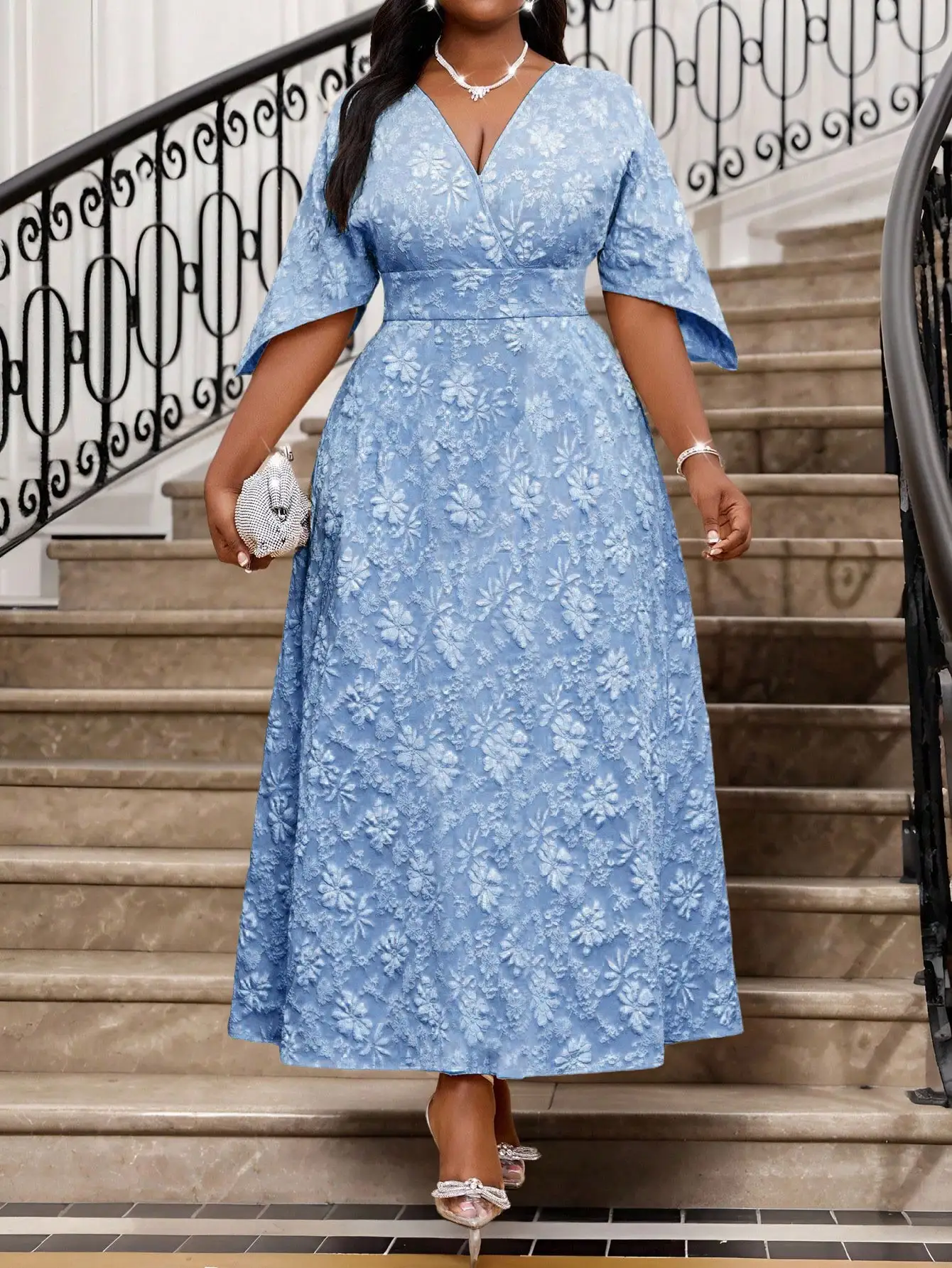 

Elegant Blue Floral Lace A-Line V-Neck Midi Dress With Flare Sleeves For Women