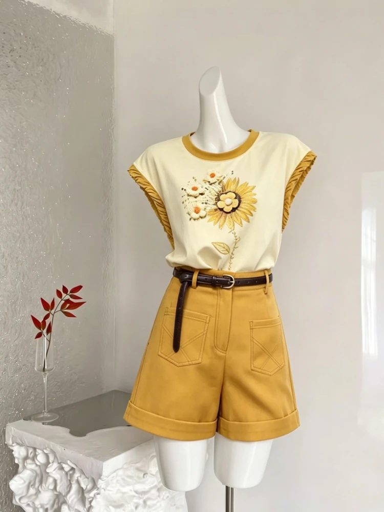 

New Summer Casual Sweet 2 Piece Set for Women Sunflower Print Tops + Solid All Match Vintage Shorts Kawaii Daily Female Outfits