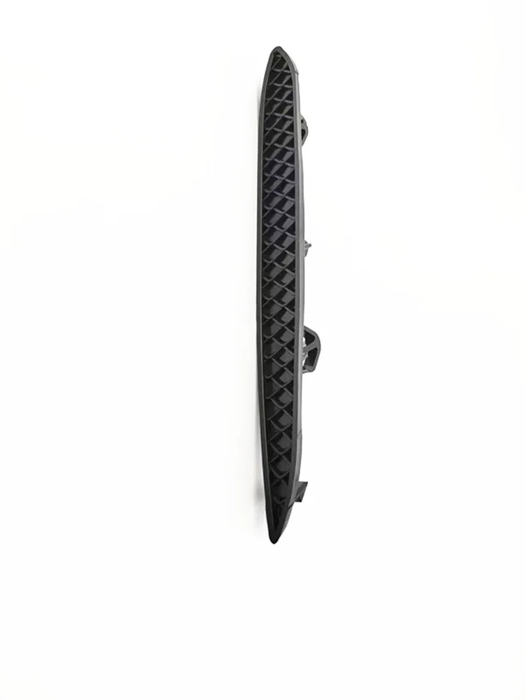 A2188852521 A2188852621 For Mercedes-Benz Rear Bumper Left and Right Trim Grille  W218 CLS300 CLS320 CLS350 AMG