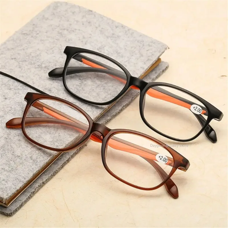 Vintage Portable Eyeglasses Ultra Light Frame Reading Glasses Eye Protection for Women&Men Toughness Presbyopic Glasses