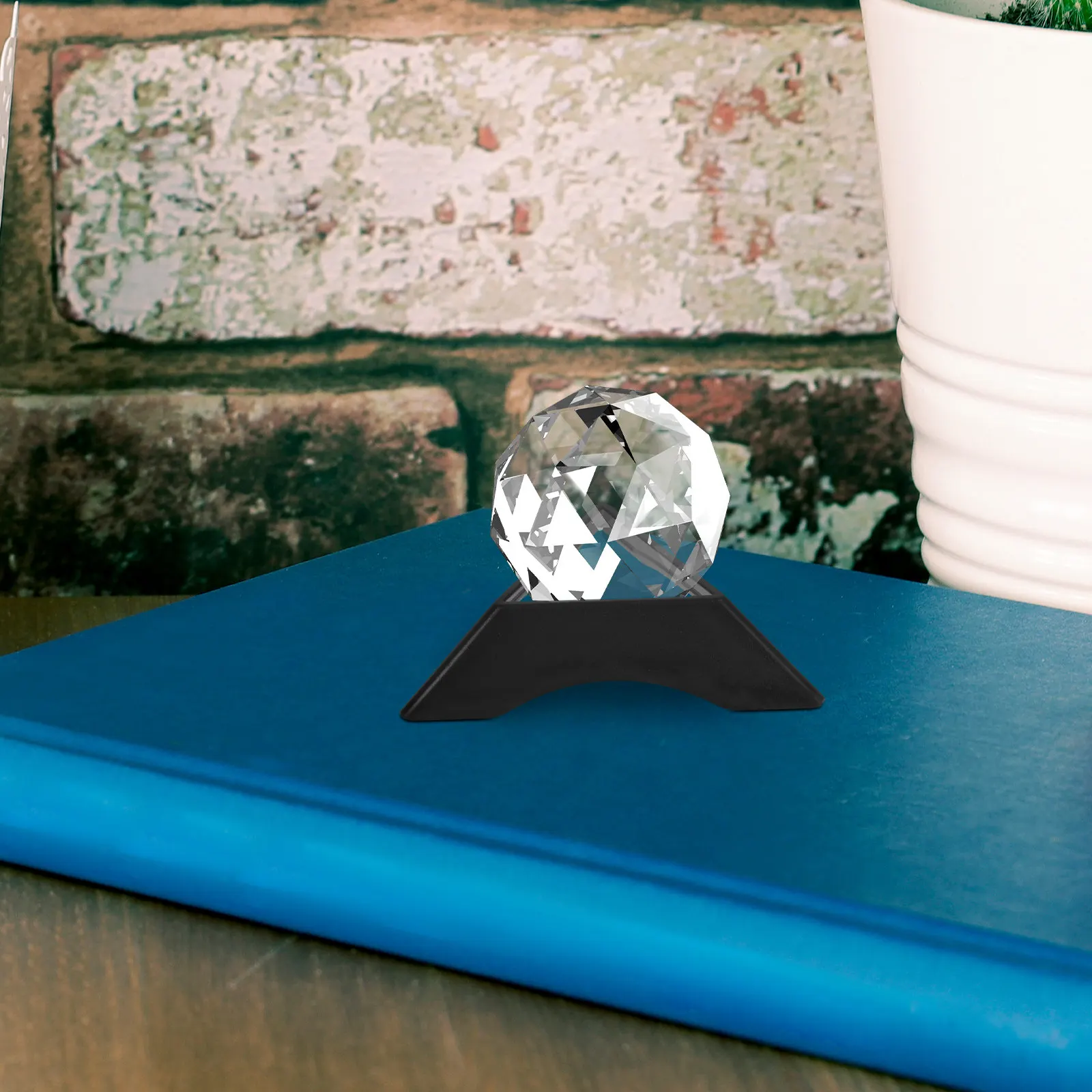 

20 шт. разноцветных пластиковых подставок-триподов с треугольным основанием для организации и демонстрации кубиков-головоломок