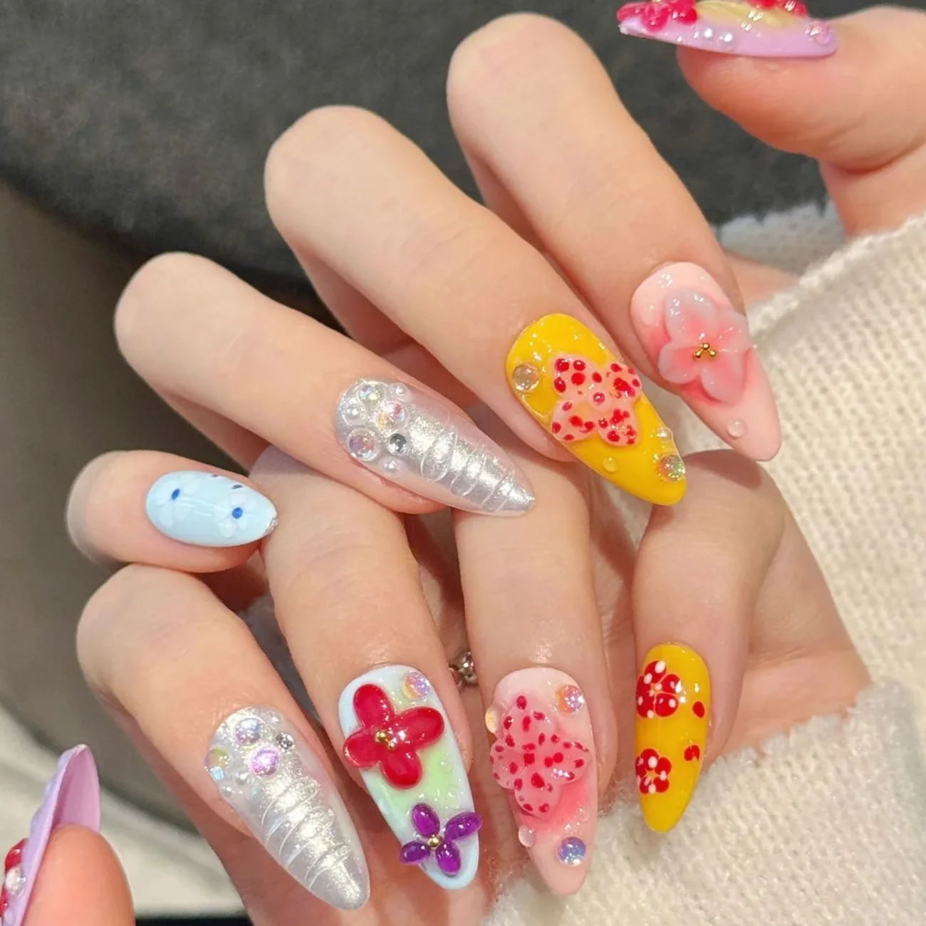 

10pcs Handmade Press on Nails Island Flower Decor Glitter Fake Nails Wearable 3D Hand-Carved French False Nail Tips Almond Shape