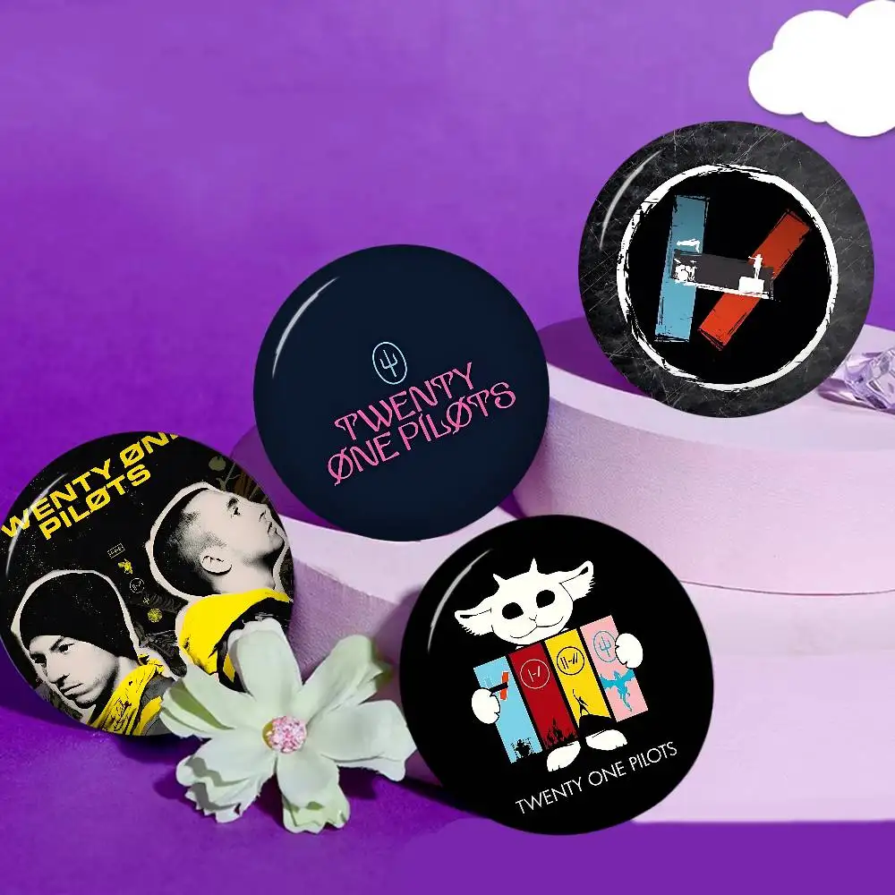Popular T-Twenty One Pilot Tinplate Soft Button Pin Brooch Metal Badge Custom Jewelry Accessories Hat Bag Lapel