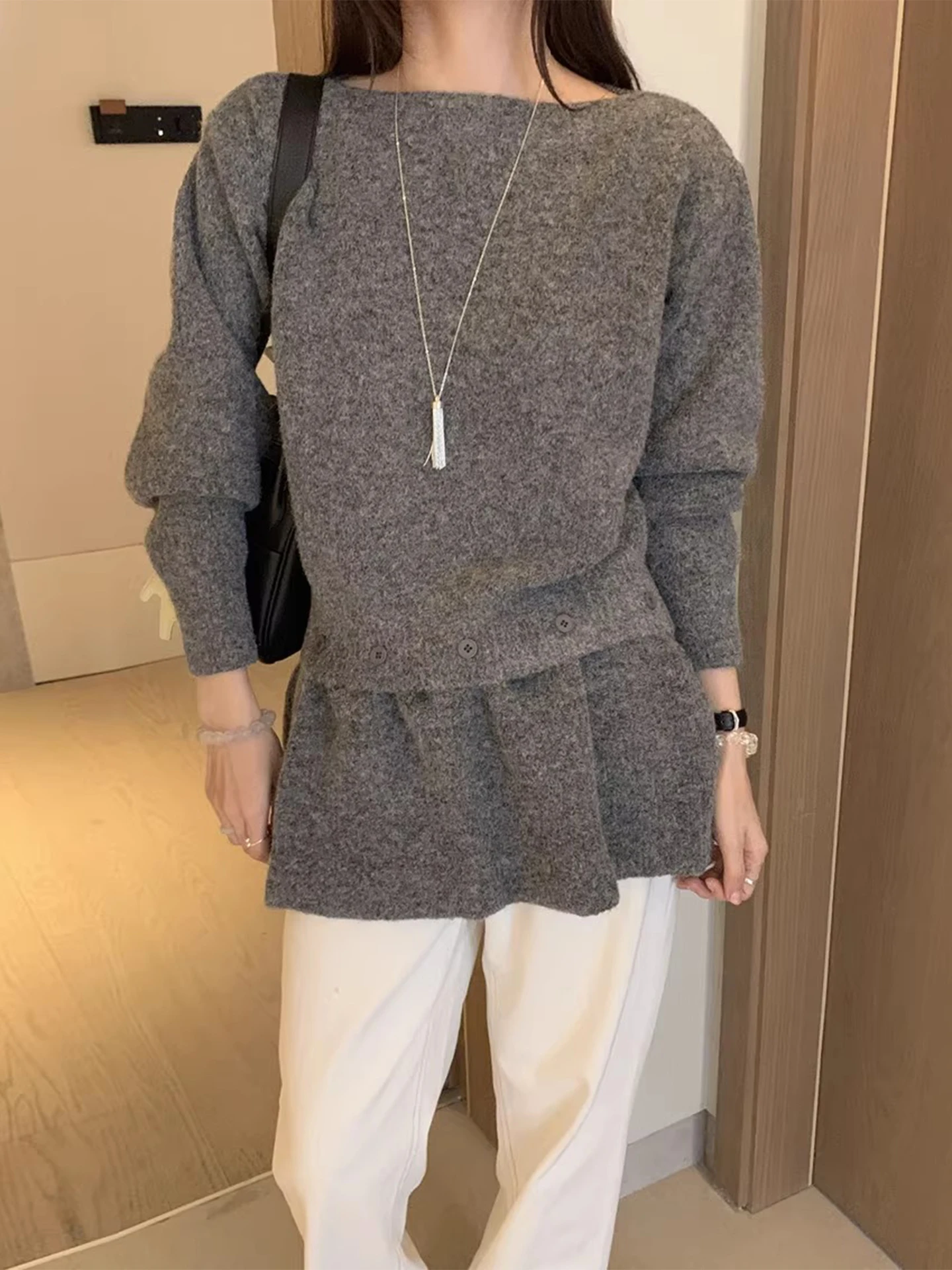 سترة نسائية محبوكة ناعمة ومريحة مع تصميم بحاشية قابلة للفصل وصلت حديثًا لون نقي ومتعددة الاستخدامات ملابس تريكو غير رسمية للتنقل... #1