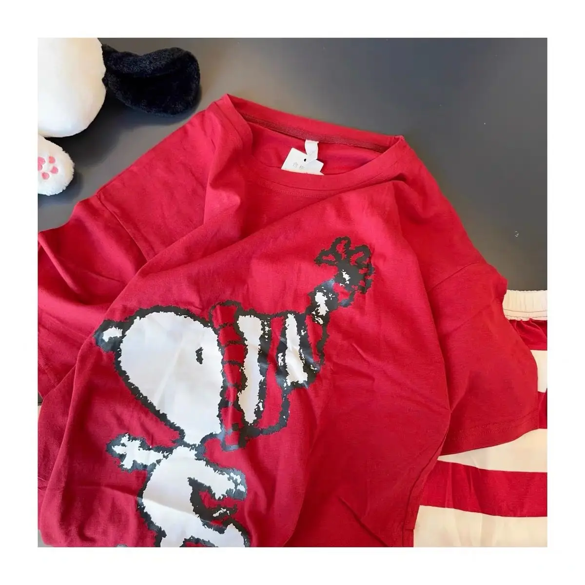 Snoopy dessin animé mignon rouge pur coton pyjamas créatif Kawaii filles décontracté à manches courtes shorts rayé loungewear cadeau en gros