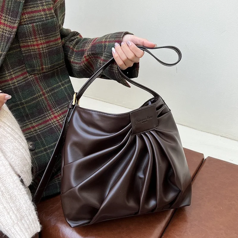 

Elegant Leather Shoulder Bag Women's Versatile Multi-color Daily Commute Handbag Soft Texture Pleated Design Crossbody Tote Bag