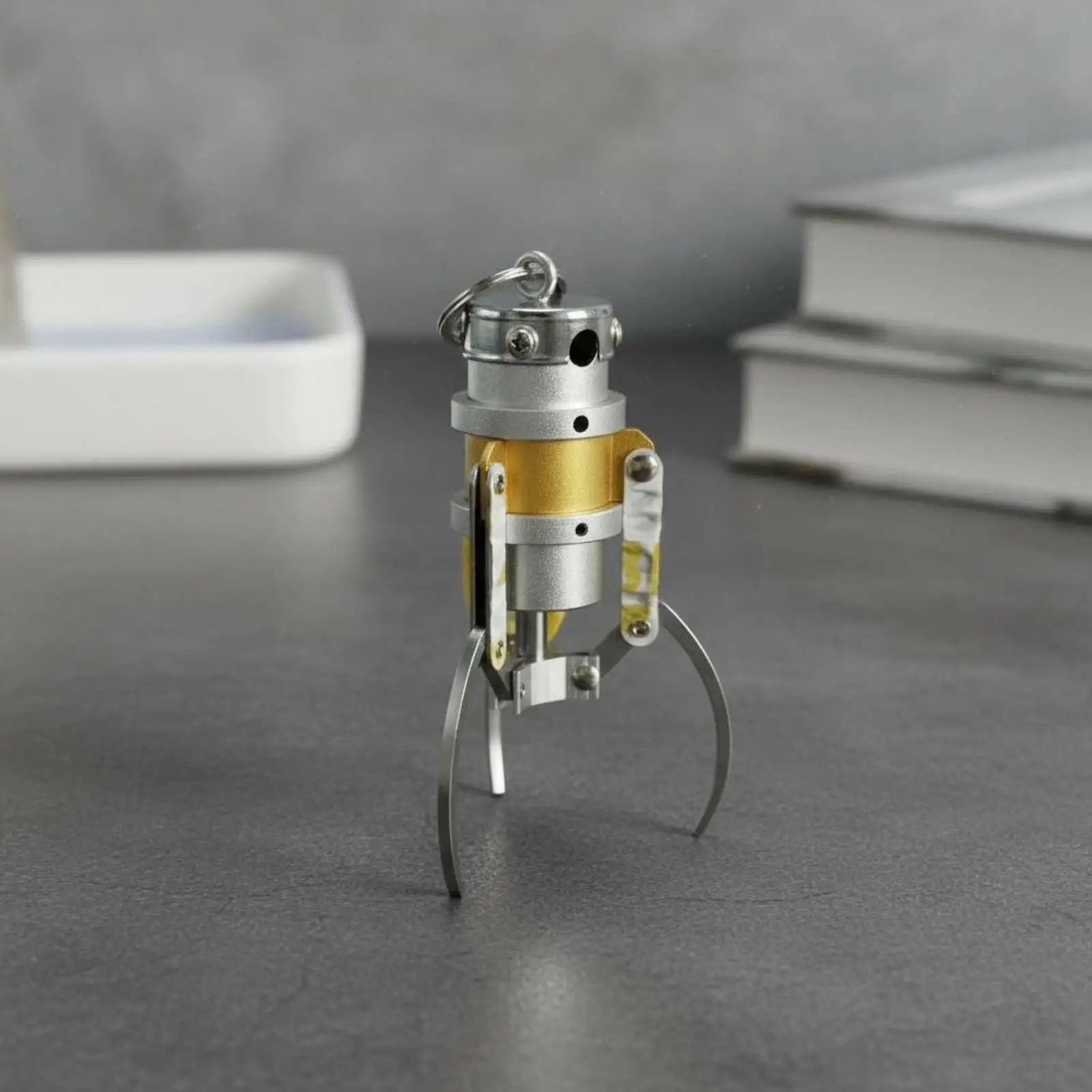 Novelty Mini Claw Charm Keychain Arcade Grabber Pendant Hardware Leather Style