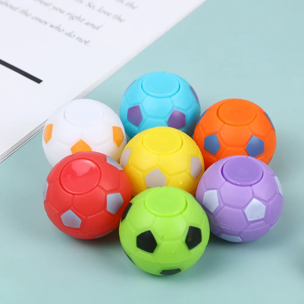 10PCS Mini Soccer Fidget Spinners Soccer Ball Themed Toys Favors Rotatable Soccer Ball Toys Funny 4CM Mini Soccer Balls Kids