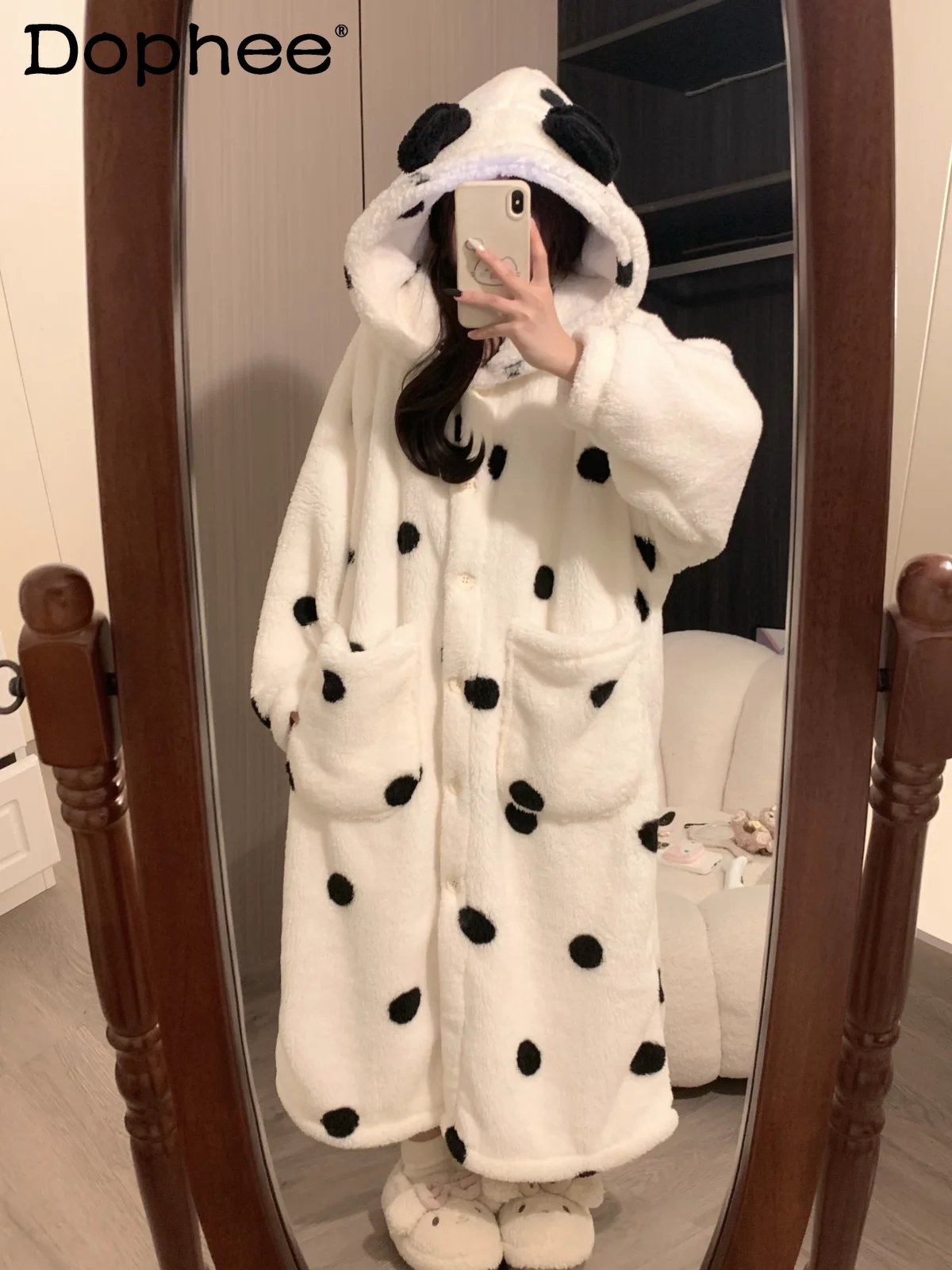 

2025 New Autumn Winter Fleece Sweet Cute Polka Dot Coral Fleece Nightgown Japanese Style Thickened Warm Pajamas Homewear
