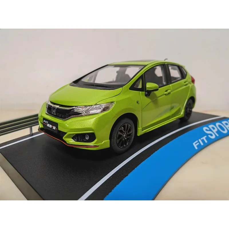 Diecast 1:18 Schaal Originele Guangqi HONDA FIT 3e Generatie 2018 Legering Model Auto Collectible Toy Gift Souvenir Display Ornament