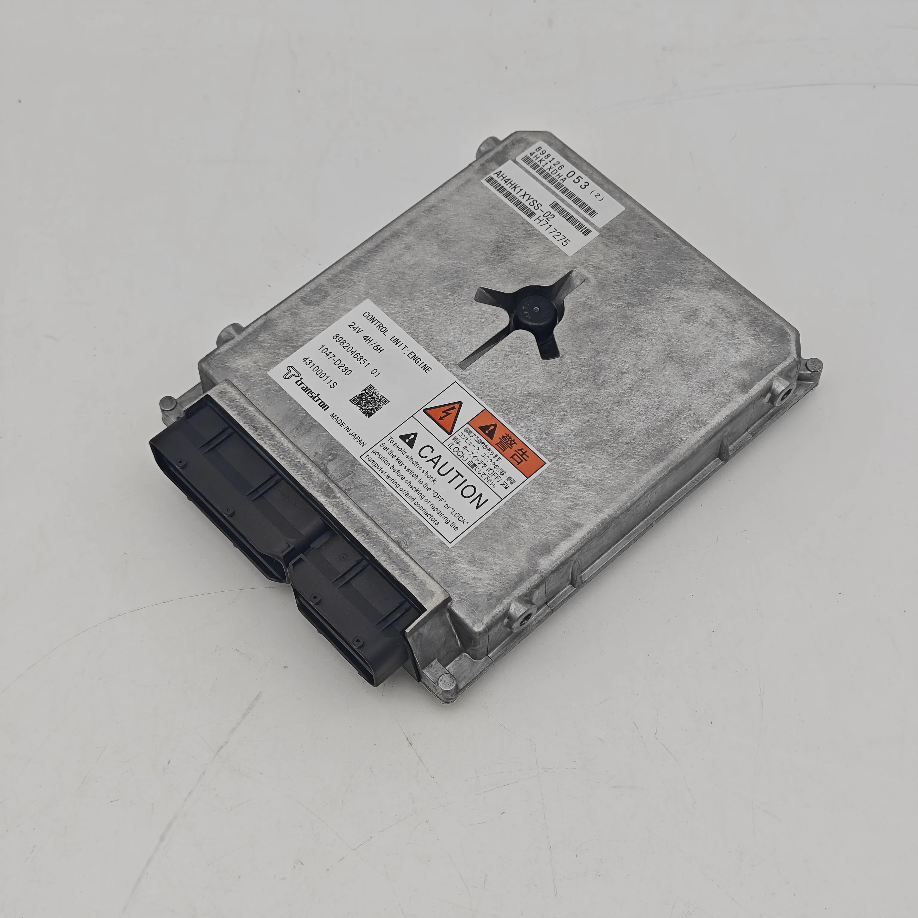 8982046851 8982224531 8982224530 8982224511 ECU ECM لشركة هيتاشي ZX200-3 ZX270-3 CASE CX350B سوميتومو حفارة ايسوزو 4HK1 6HK1