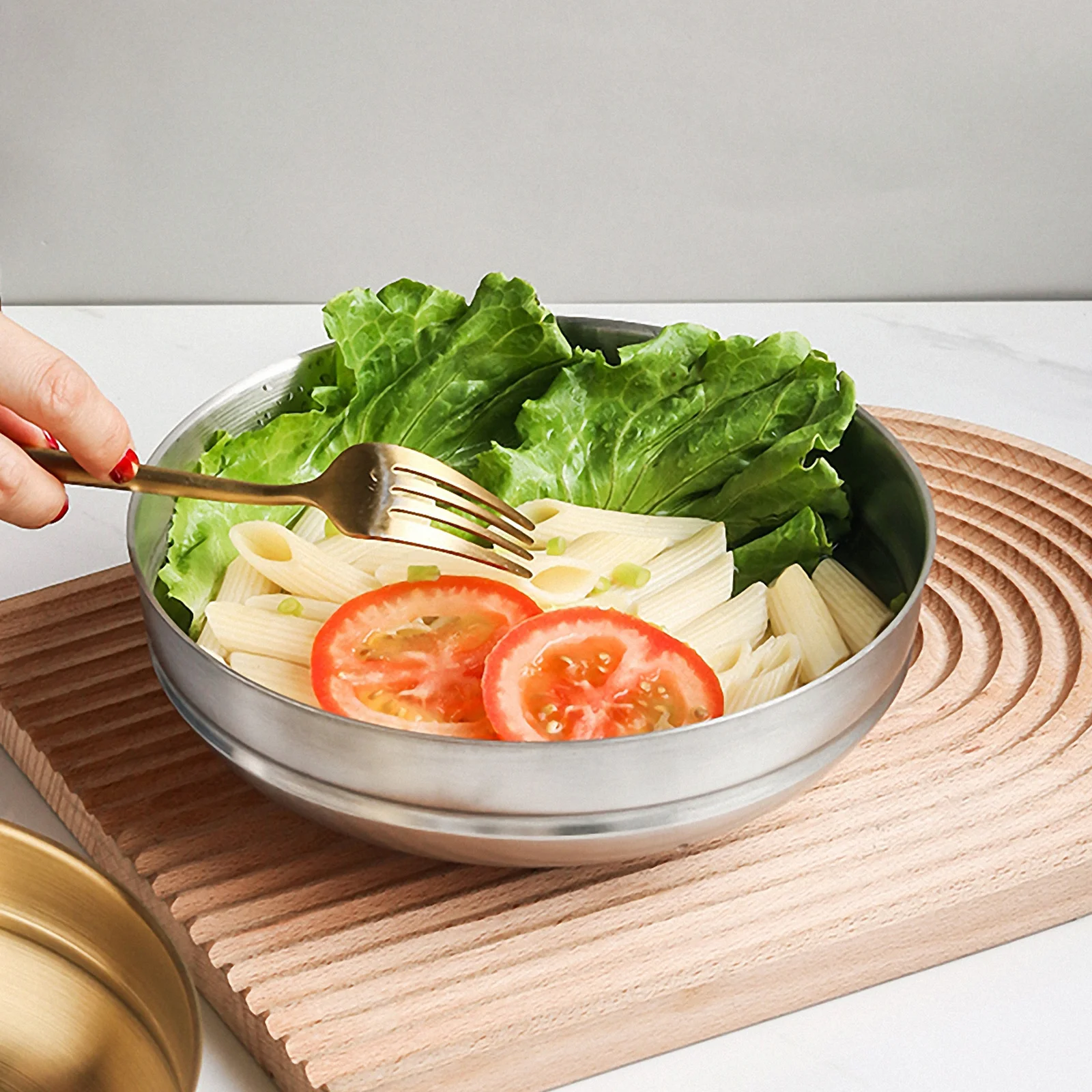 

Practical Stainless Steel Korean Style Noodle Bowl for Kitchen Soup Mixed Rice Instant Noodles Elegant Design Household Use