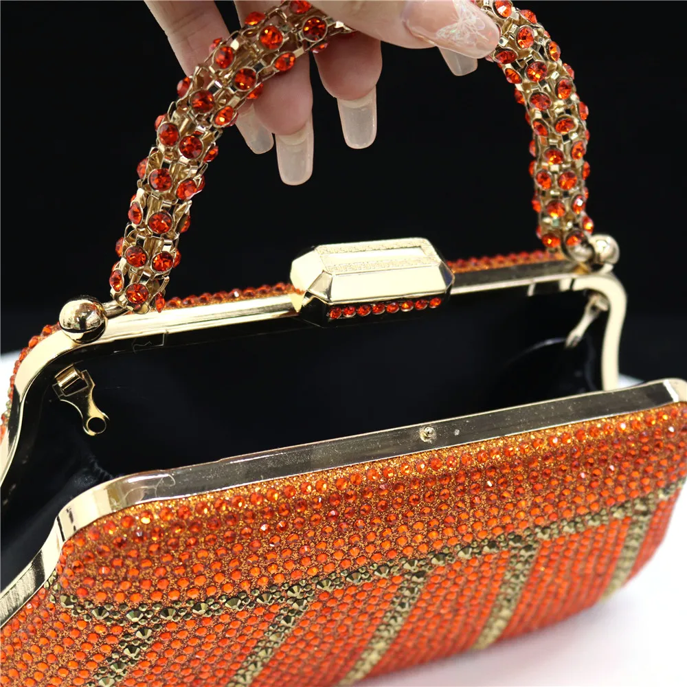 Diamonds And Rhinestones Elegant Banquet Handle Small Bag With Metal Chain Long Shoulder Strap Fashion Banquet Bag