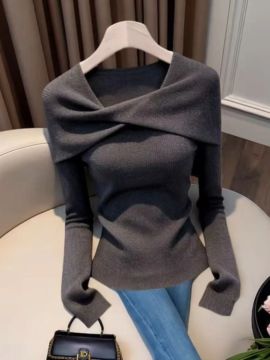 

Korean Sle Women's Knitted Long Sve Unusual Ne Crossed Knot Slimming Base irt Spring 2026 New Folded Soft Camere