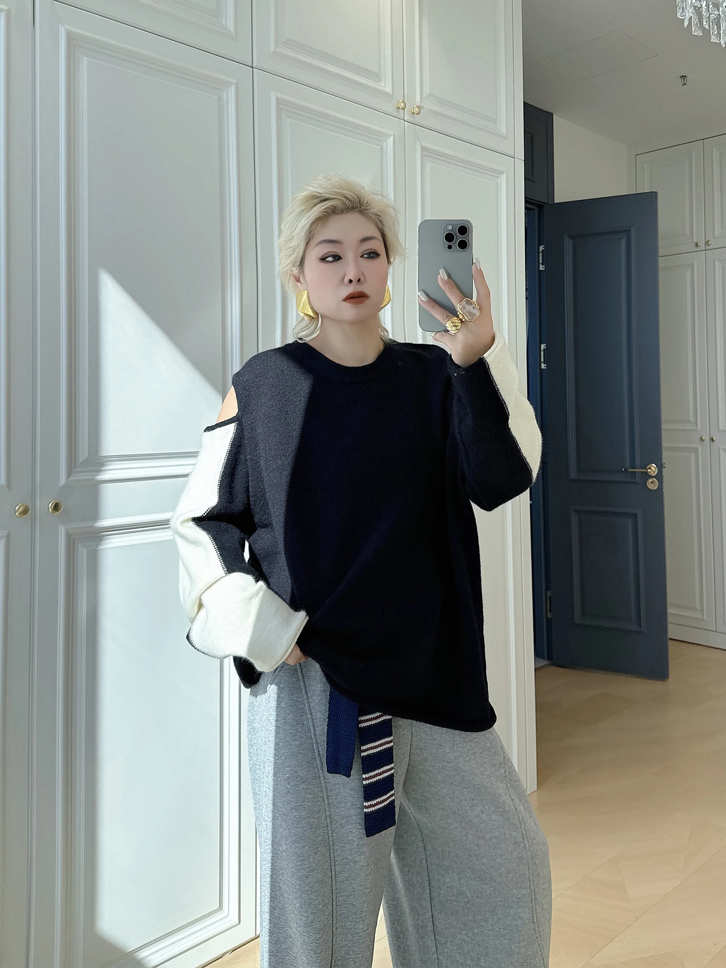 

Вязаный свитер с эффектом похудения, с открытыми плечами, свободного кроя, в корейском стиле, зимний, с длинными рукавами, круглым вырезом, средней длины, больших размеров