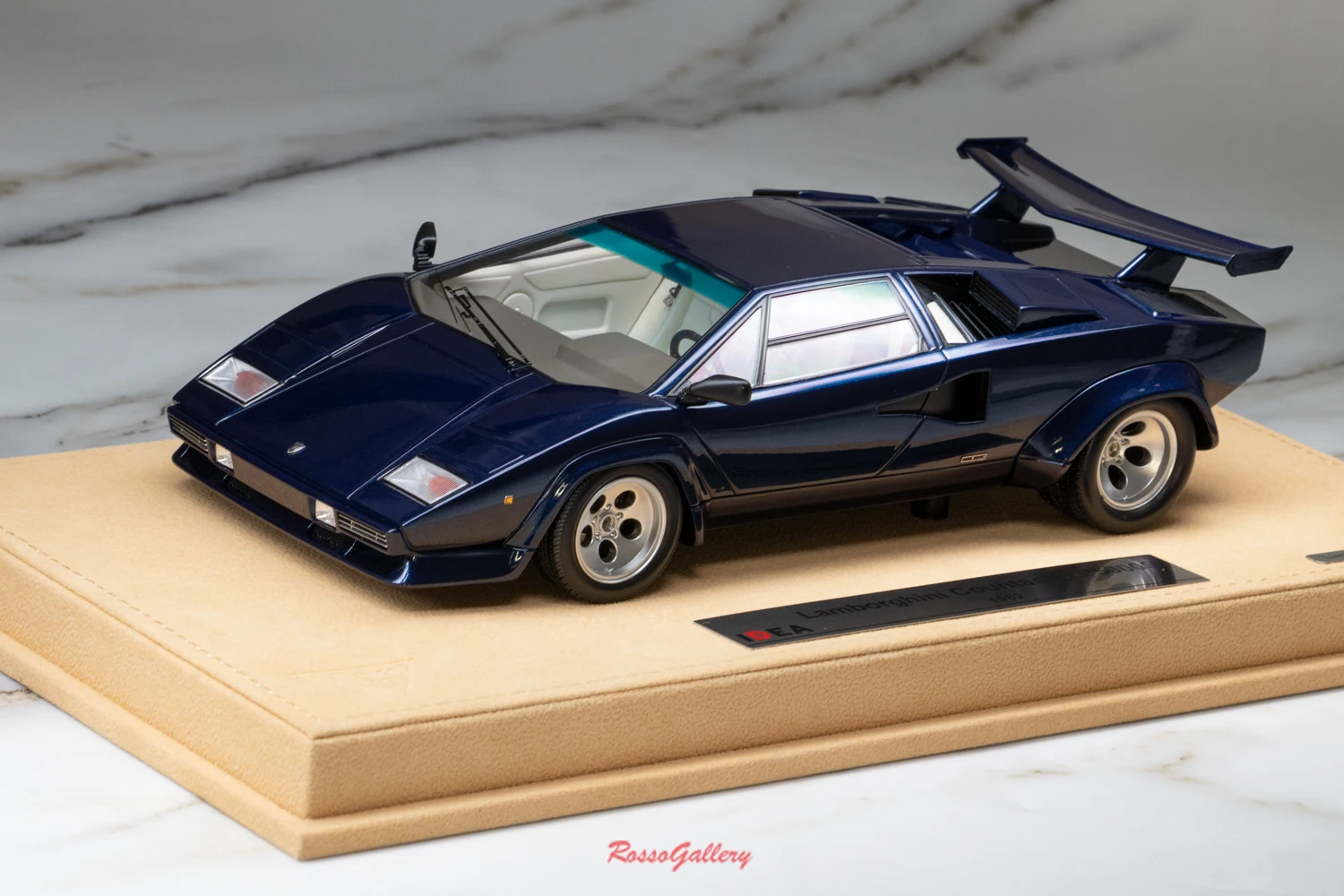 シミュレーション版樹脂金属静的車モデル,1:18のおもちゃ,ルパック5000s 1982