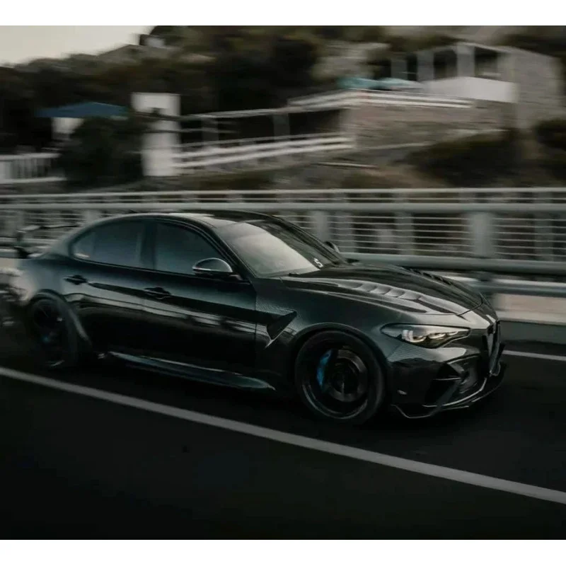Suitable FOR ApplicableHot-Selling Alfa Romeo Giulia GTAM Style Fenders Carbon Fiber