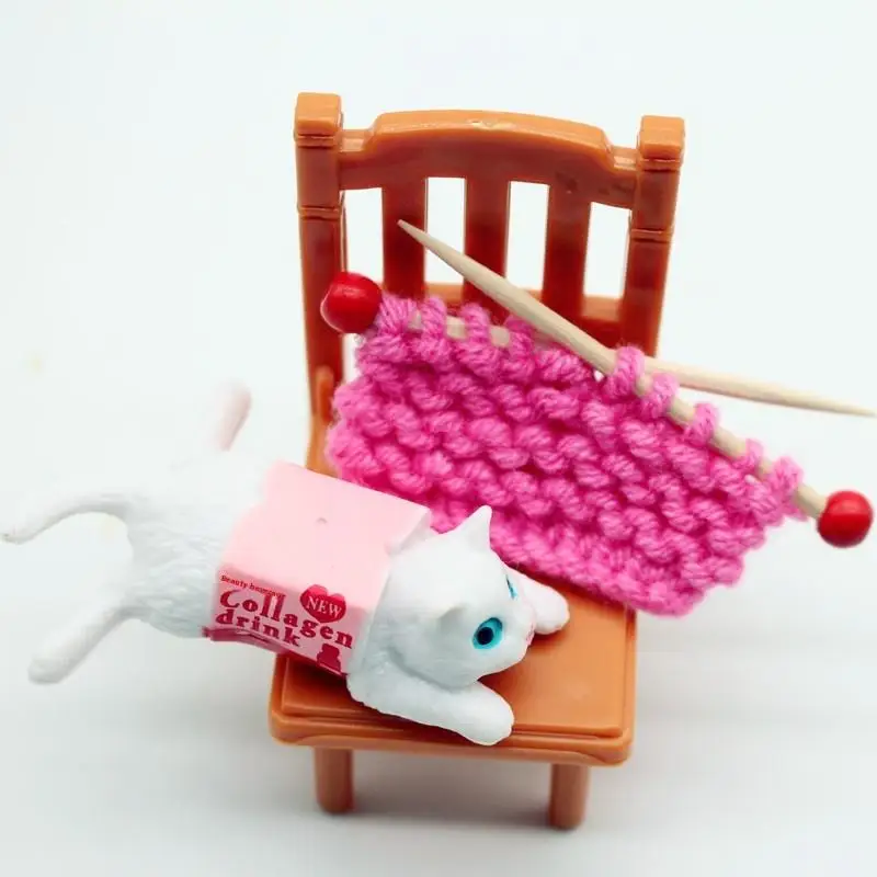 1 Set Puppenhaus Dicker Faden Strickpullover Katze Schelmische Szene Modell Simulation Artikel Ornament Miniatur Spielzeug DIY Zubehör