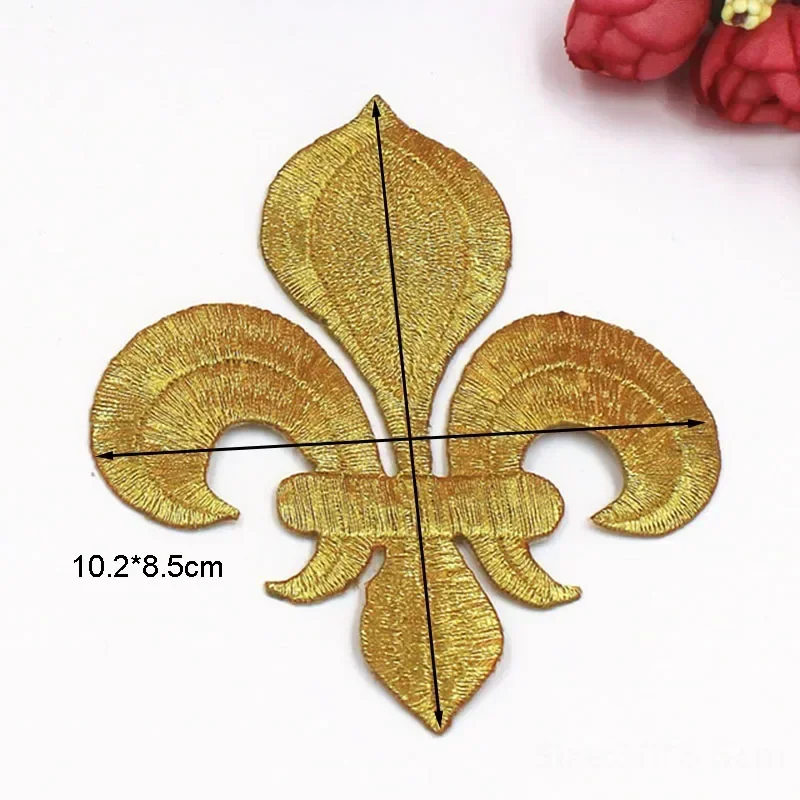 5Pcs Iron On Appliques Embroidered Patches Gold Silver Flower Appliqued Lace Fabric Decoration Lotus De Lis Flower DIY Sewing