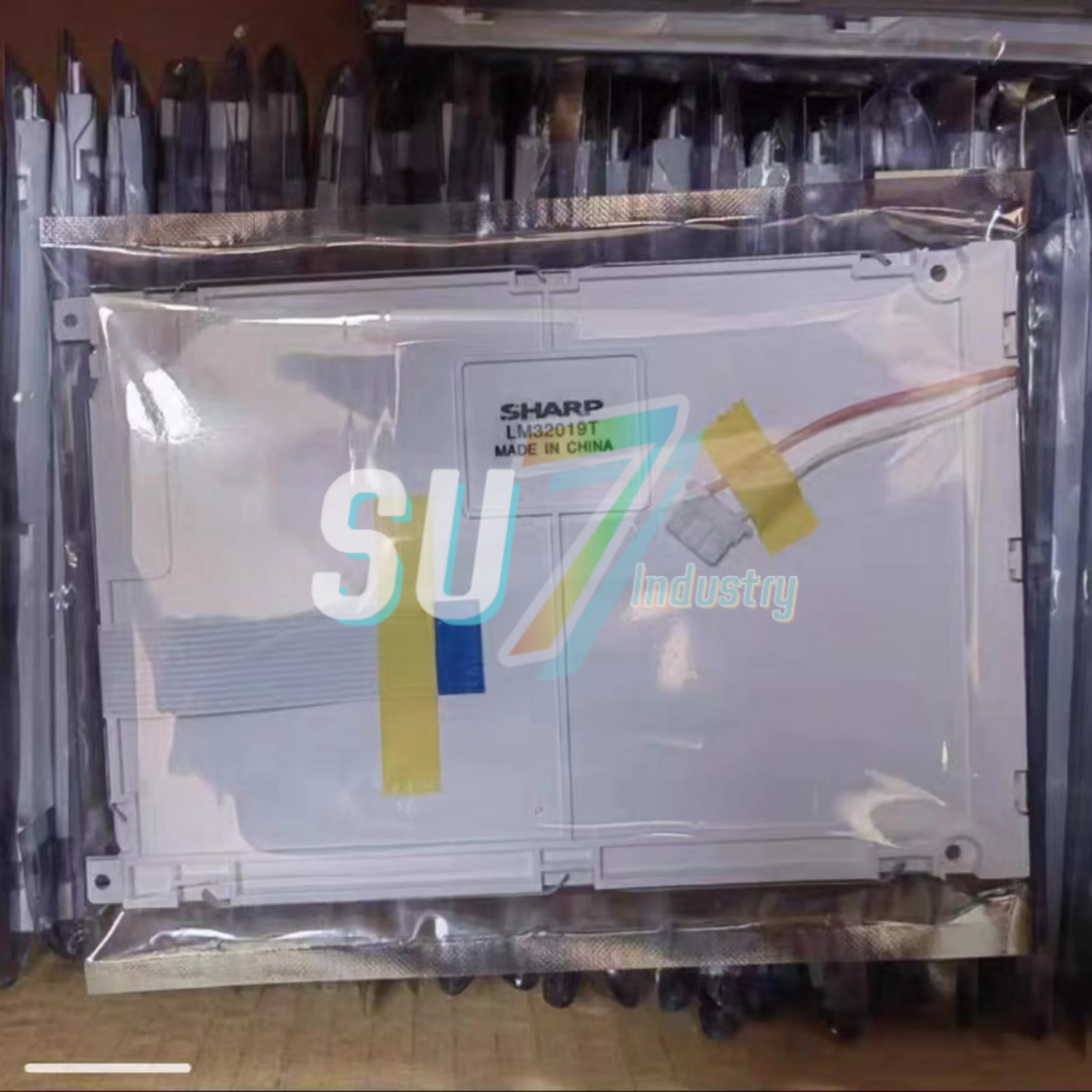 LM32019T LM64P101 LM64P101R شاشة LCD جديدة تمامًا