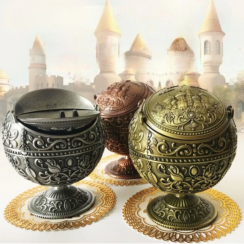 

Vintage Ashtray with Lid Alloy Art Craft Round Ball Stamped Pattern Ashtray for Home living Room Tea Room Decoration