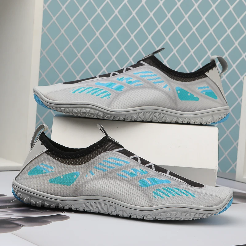 

Low-top Men's Shoes, Wading Shoes, Single Shoes, Outdoor Canyoning Women's Shoes, Sandals, Sports Shoes, Hiking Shoes