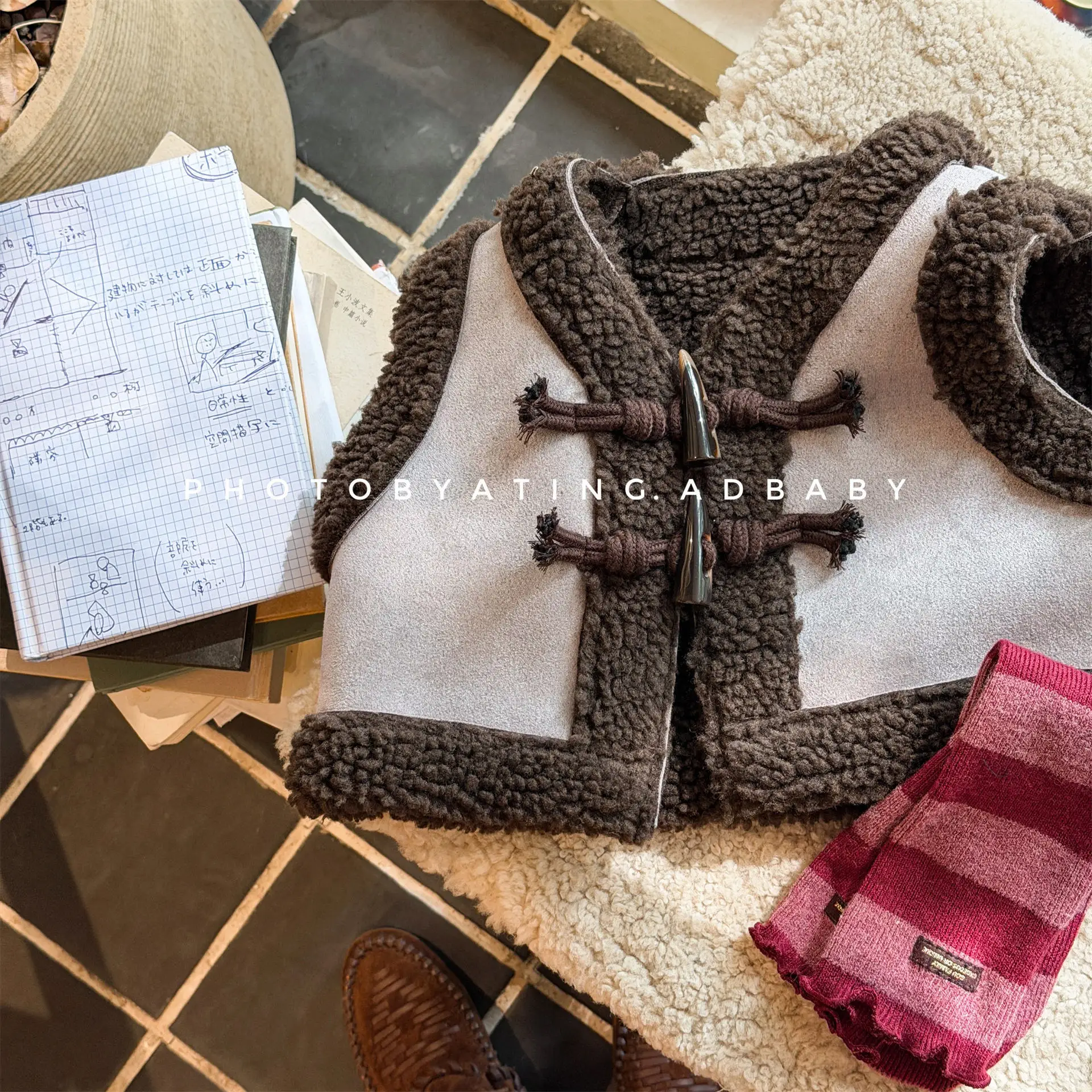 2025 شتاء جديد الأطفال أكمام سترة صوف سترة طفل الفتيات زائد المخملية معطف سميك الفتيان سترة دافئة سترة الاطفال الملابس