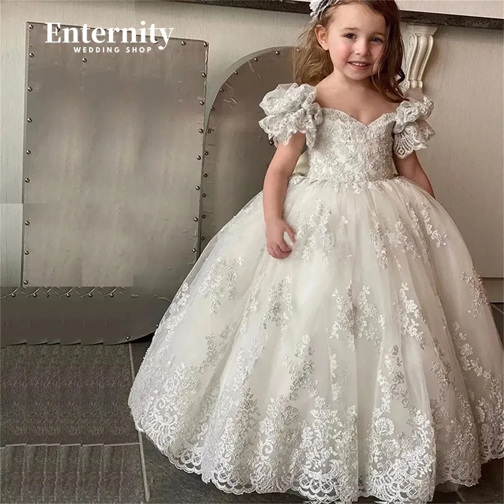 Princesse Enfant Fold manica corta pastorale Flower Girl Dress Ball Gown Lace Applique Open Back Floor-length Vestidos Para nias