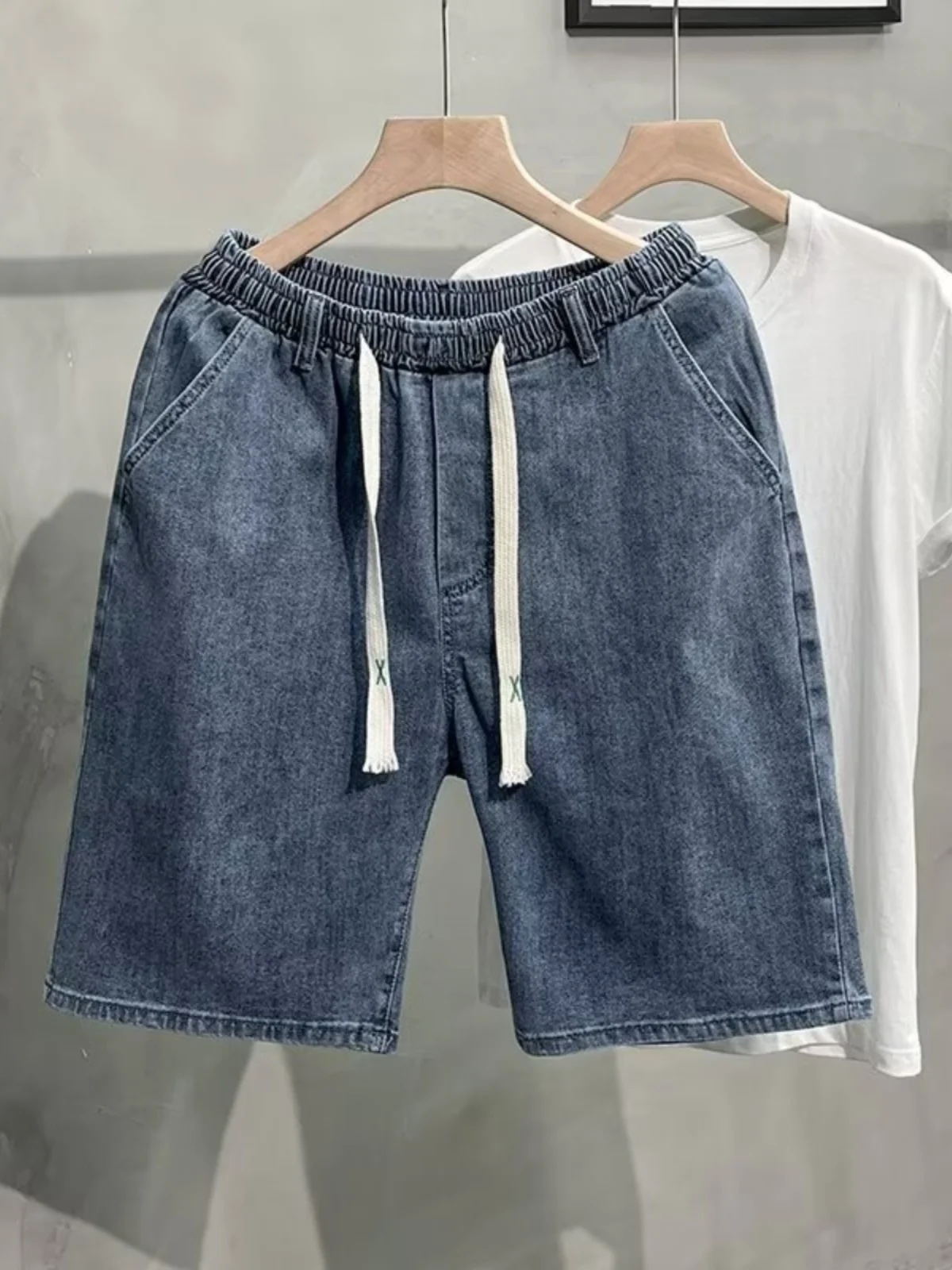 

Летние эластичные джинсы с эластичной резинкой на талии, мужские большие размеры, большие, желтые, толстые, свободные, тонкие, средние брюки, повседневные хлопковые...