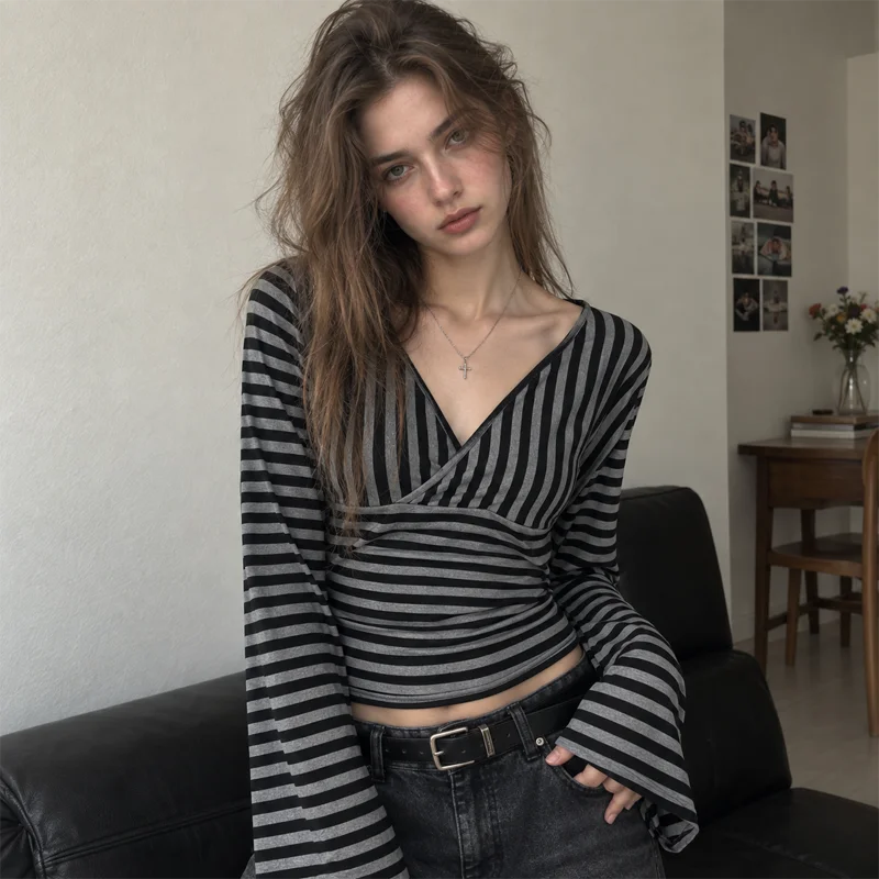 Women Y2K Striped Long Sleeve T Shirt Black Gray V Neck Wrap Front Slim Fit Flare Sleeve Vintage Grunge Streetwear Crop Top