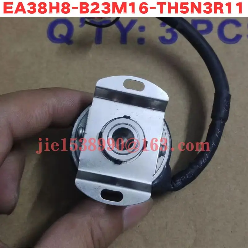 Used Encoder EA38H8-B23M16-TH5N3R11  EA38H8 B23M16 TH5N3R11  Normal Function Tested OK
