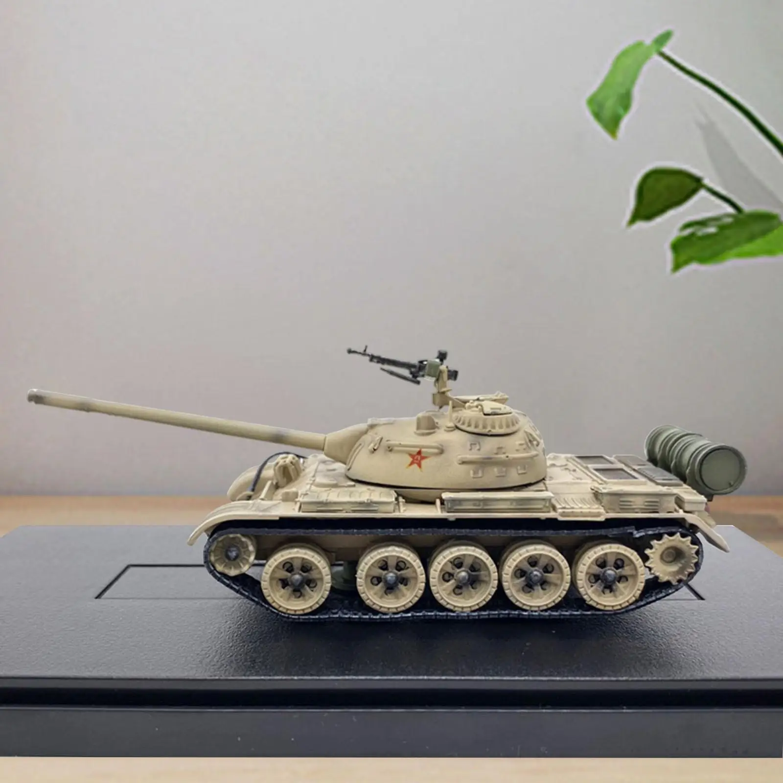 

1/72 Heavy Tank Model Desktop Decor High Detailed Ornament Kids Toys Collections Mini Vehicle for Home Bedroom Livingroom Bar