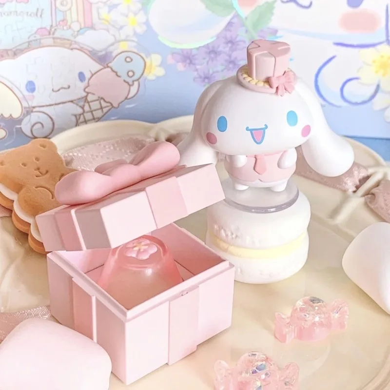 2023 Genuine Sanrio Pvc Cinnamorroll Dessert House Blind Box Figurine Kawaii Collection Toy Room Decoate For Girl Surprise Gift