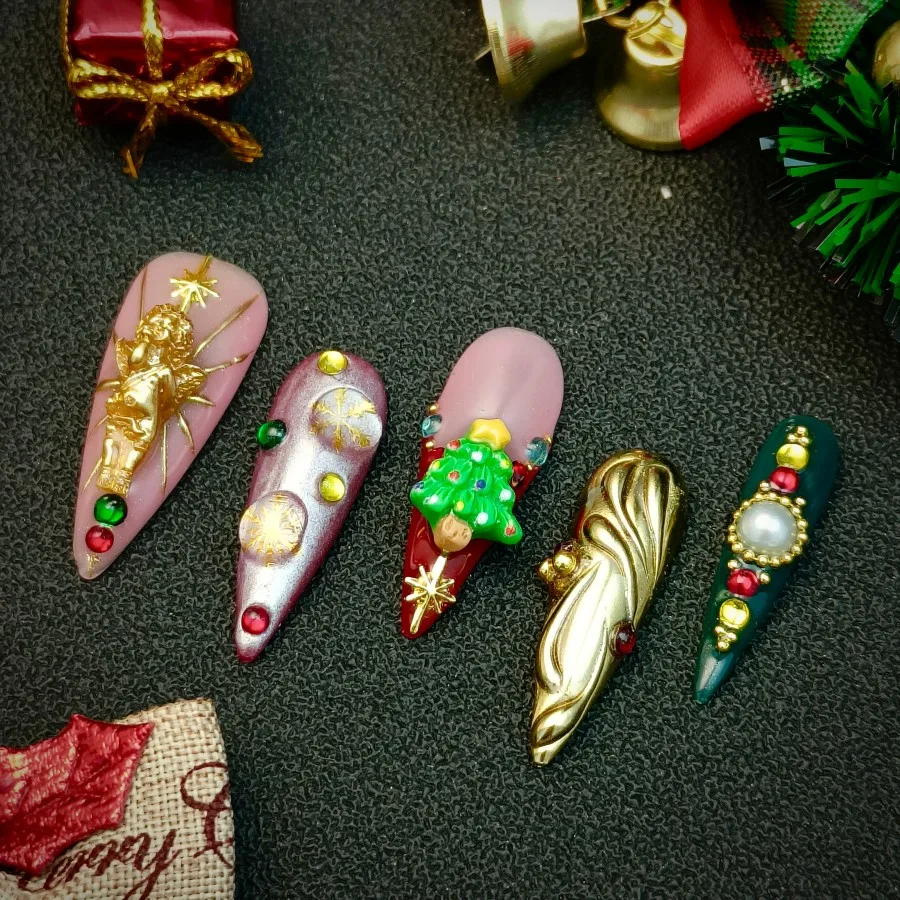 Christmas handmade press on fake nails, 10pcs, hand-painted patch on fake nails, long pointed style, finished nail set,