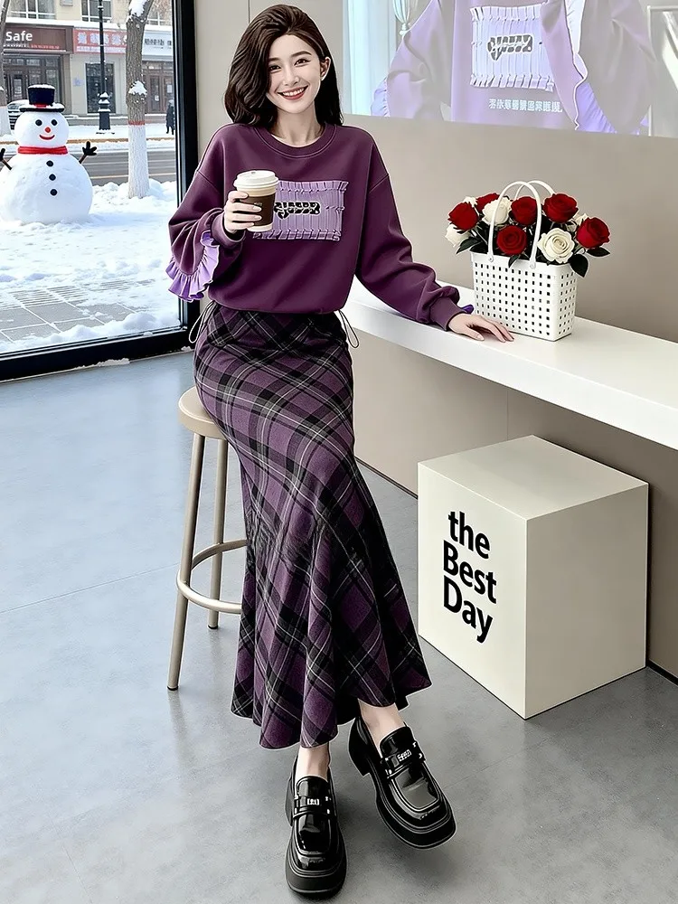 

Casual Fashionable Women's Two-Piece Set Long Sleeve round Neck Sweatshirt Plaid Skirt Slimming High Waist Midi Skirt