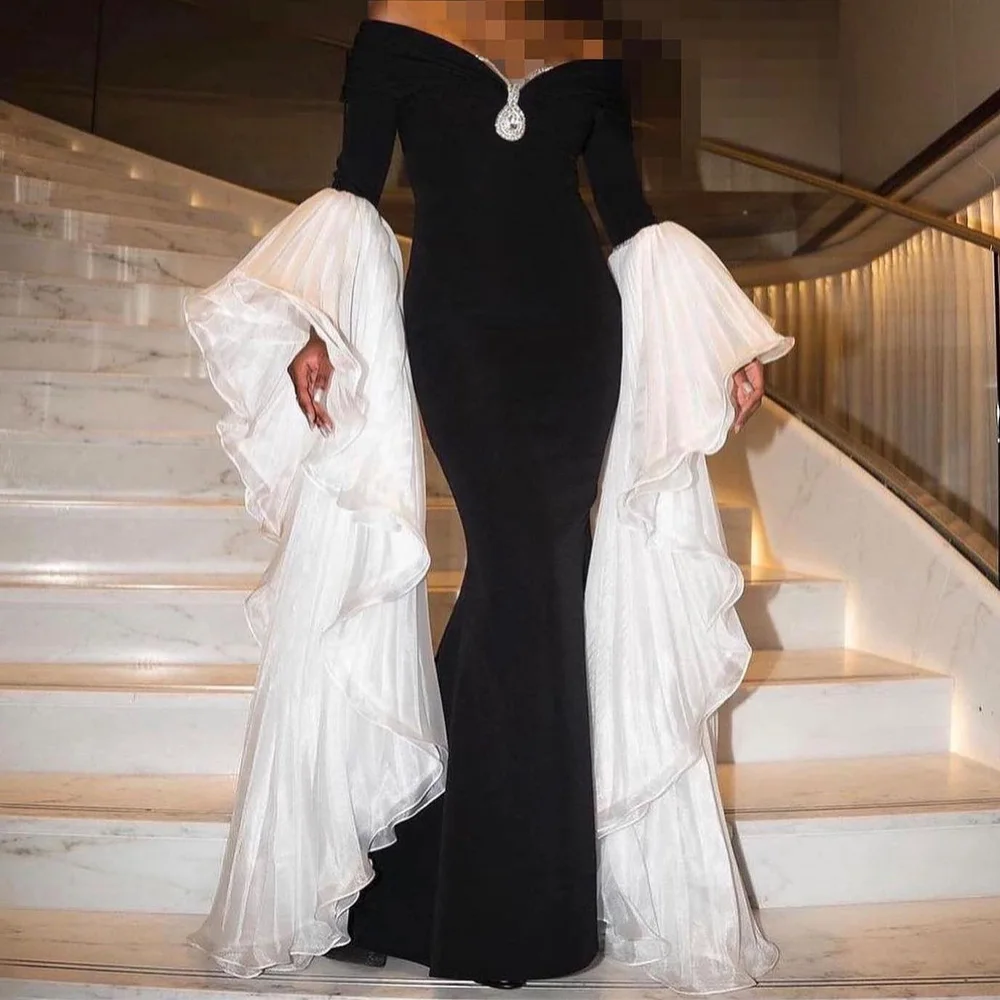 

Customized Exquisite Off The Shoulder Jersey Evening Dresses Fashion Straight Floor Length Long Sleeves Special Occasion Gowns