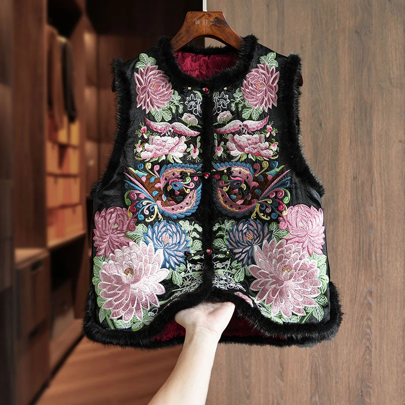

New Chinese Style Women's Vest Jacket Round Neck Buckle Embroidered Thick Ethnic Padded Top Vests Autumn Winter Warm Coat