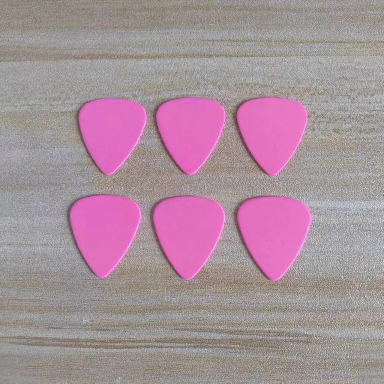 Delrin Guitar Pick, No Logo, Pure Pink Color, Blank Matt Derlin Plectrum Picks, 0.8mm Gauge Mediator