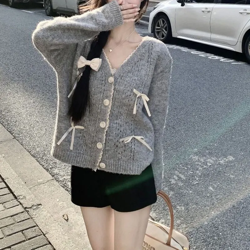 Sweet Lace Spliced Cardigan V-Neck Autumn Winter Casual Loose Knitted Female Clothing Fashion Bow Solid Color Korean Sweaters