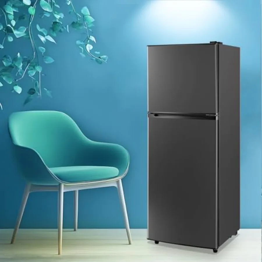 ثلاجة ذات سعة كبيرة 5.0 CU.FT مع بابين، 7 تروس، حامل زجاجات جانبي للتحكم الميكانيكي، مصباح LED مثالي لمطبخ النوم