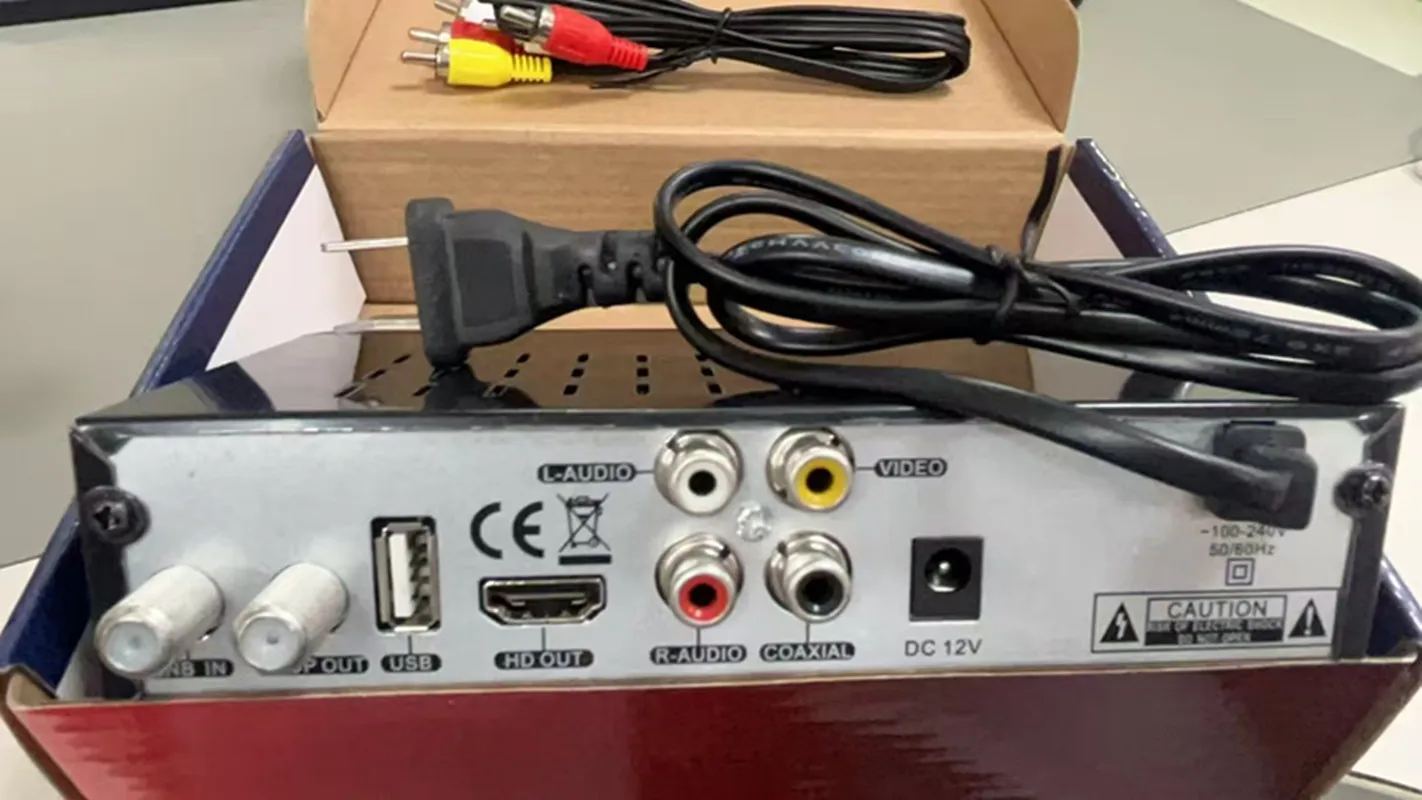 Full HD FTA DVB-S2 1080p gx6605 Sunplus1506tv H.264 Digital Satellite TV Receivers