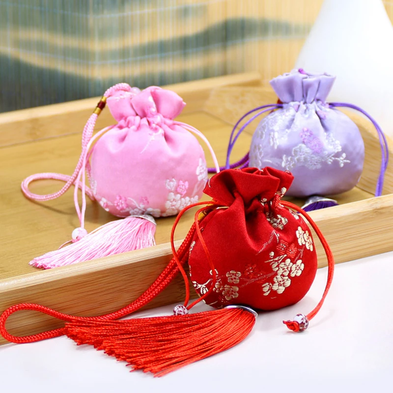 Chinese Style Brocade Embroidered Bag Embroidery Sachet Cloth Pouches Tassel Pendant Drawstring Lucky Bag Wedding Favors Gift