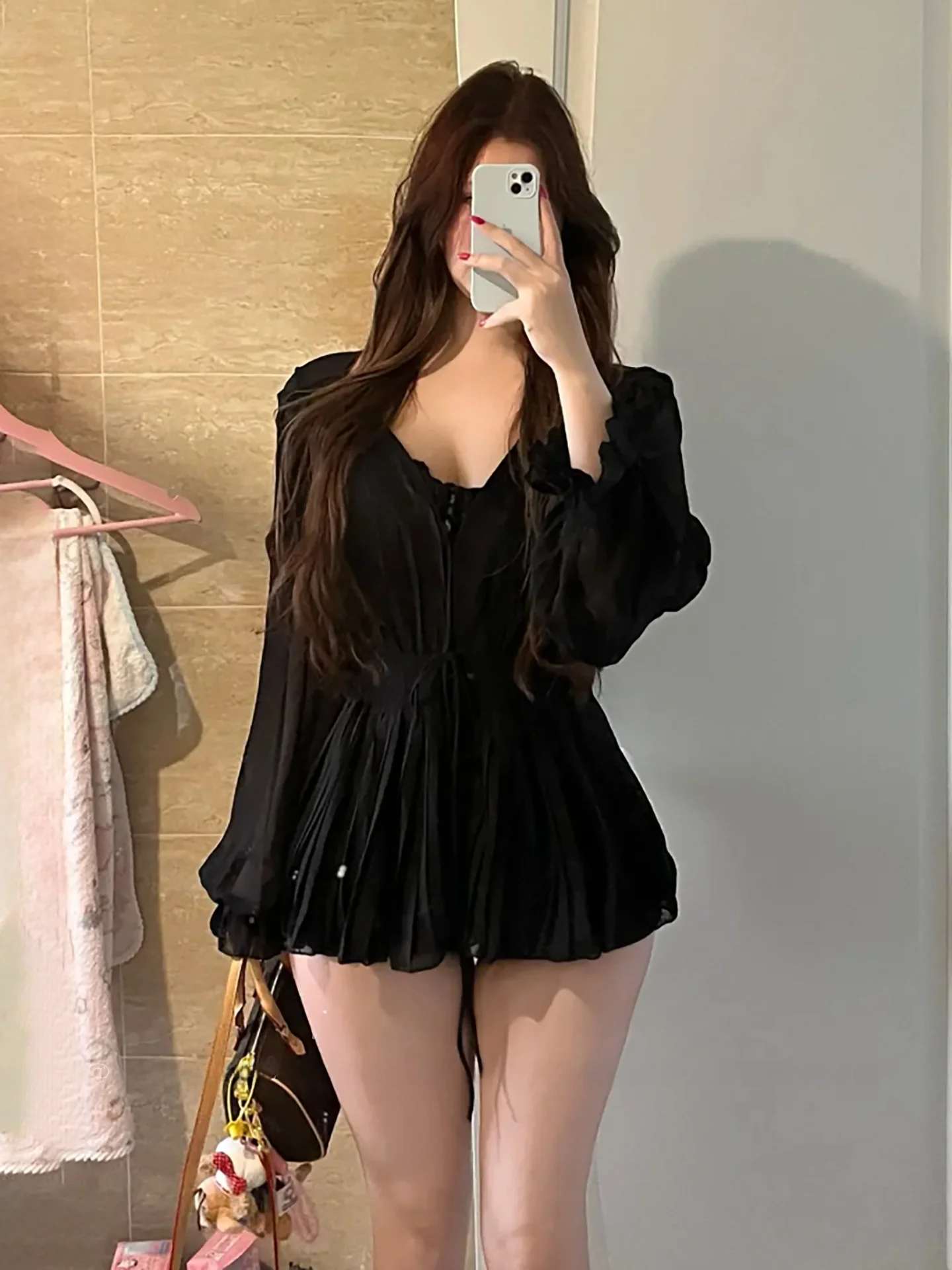 

Casual Long Sleeve V-Neck Lantern Sleeve Shirt Women's Design Hollow out Slimming Chiffon Top Loose Fit Regular Length