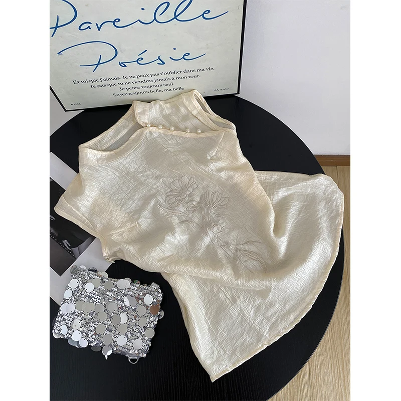 

New Chinese Sle Embroidered Vest irt Women Summer 2025 Design Sensation Versatile Svel Top Commute Sle Straight Cut