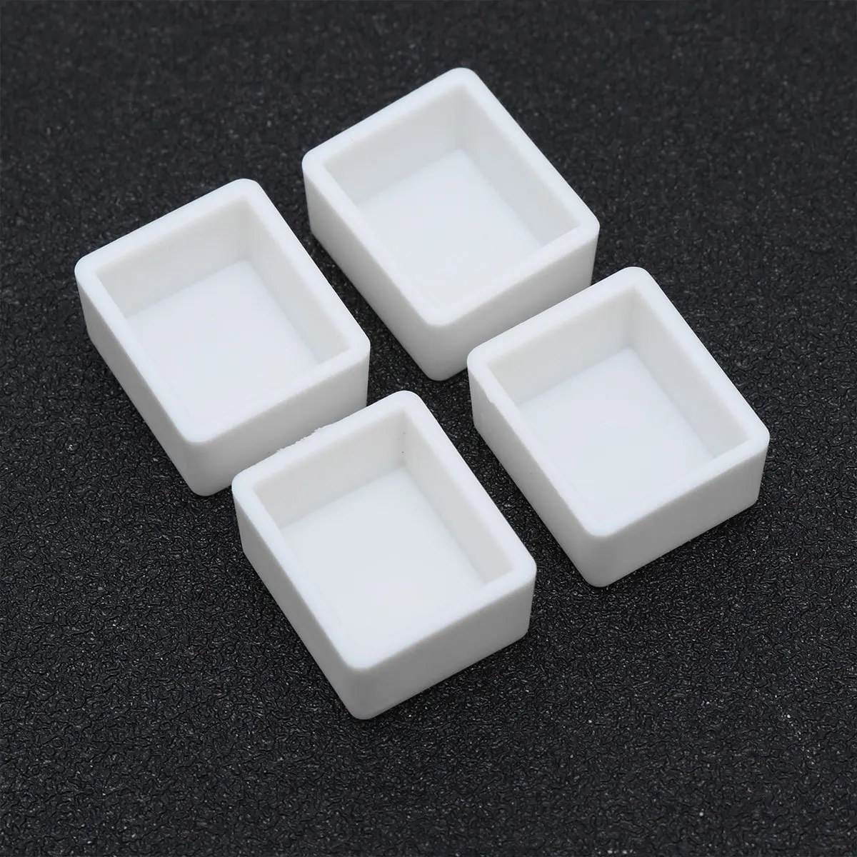 

100pcs Watercolor Half Pans Empty Plastic Paint Containers For Solid Color Storage Durable Portable Sketching Art Supply