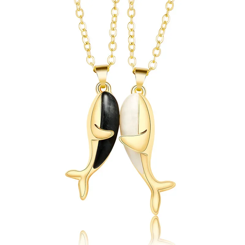 Fashion Fish Hug Couple Necklace A Pair of Magnets Attract Men and Women's Clavicle Chain Valentine's Day Necklace