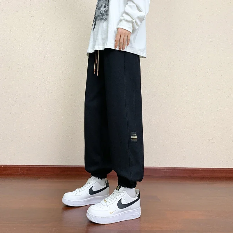 

Свободные мужские осенние спортивные легкие брюки для бега, повседневные спортивные штаны с эластичной резинкой на талии и шнурком, вельветовые мужские прямые модные брюки